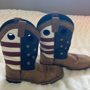 Leather boys American flag style cowboy boots